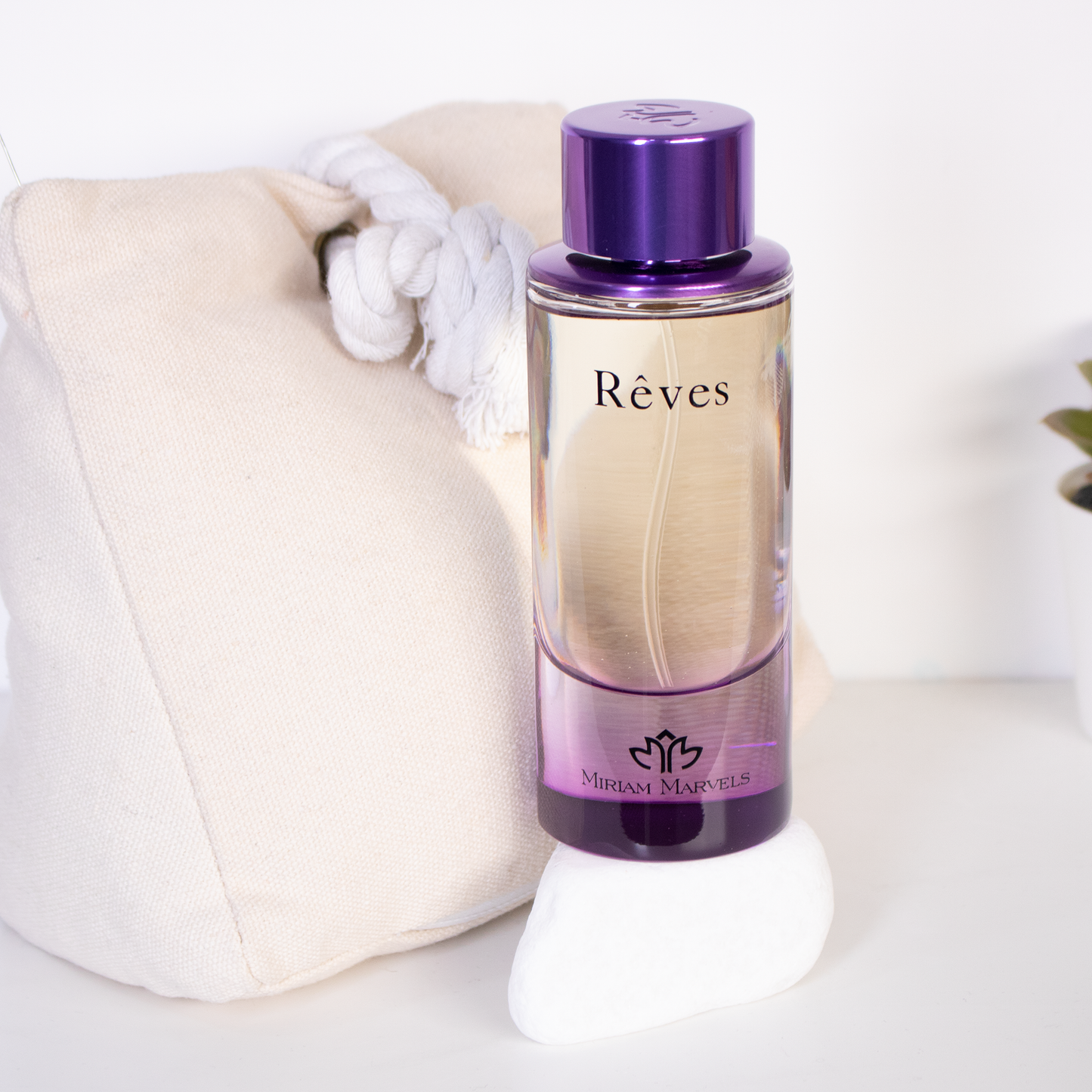 REVES PERFUME